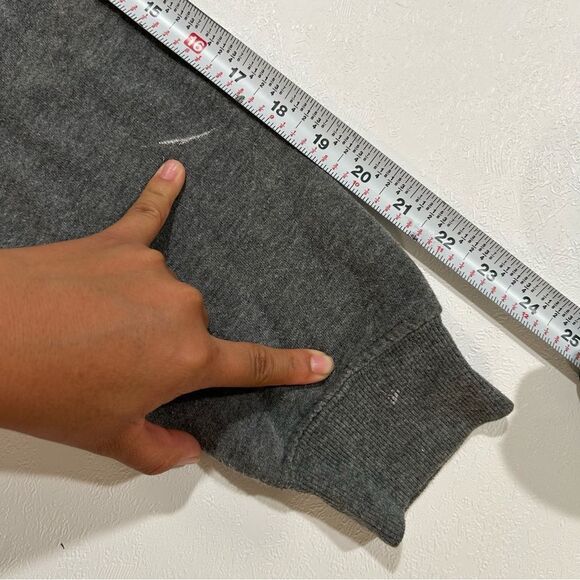 Mens Medium Skiing Sloth Ugly
Christmas Holiday Sweatshirt NWT
Runs Big Gray - Picture 7 of 8